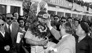 Los hijos de Fangio, a 30 años de su muerte, hablan del reconocimiento en Europa y el olvido en Argentina: «No sé si todos lo conocen»