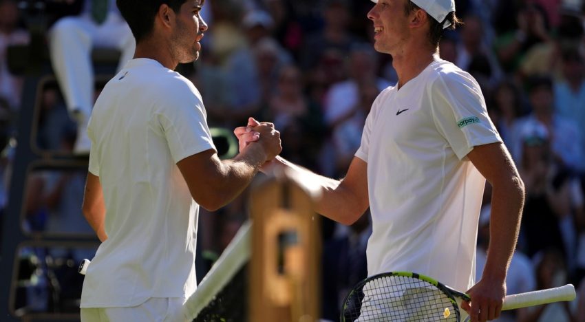 Choque de extremos en Wimbledon: Alcaraz y Tarvet nacieron el mismo año, pero el español demostró por qué está 700 puestos adelante