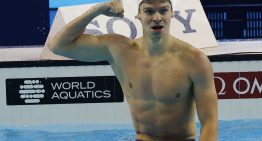 Léon Marchand pulverizó el récord mundial de los 200 metros medley de Ryan Lochte