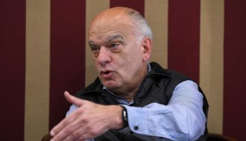 Independiente no olvida a Angulo: Grindetti lo volvió a cruzar por el porcentaje de su pase y dudó sobre la cláusula de Loyola