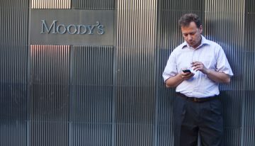 Moody’s mejora la nota a España por su fortaleza económica