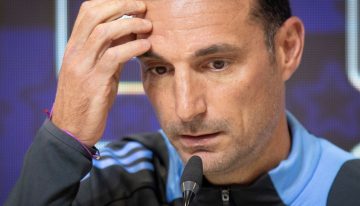 Lionel Scaloni habló del Dibu, Venezuela y su futuro pero todo giró en torno al posible adiós de Messi: «Va a ser un partido especial y emotivo»