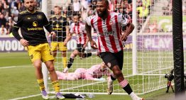 Manchester United recibió otro duro golpe ante Brentford y no puede salir de su crisis