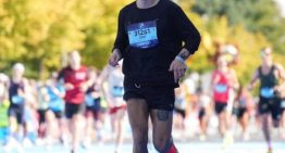 Harry Styles corrió de incógnito el Maratón de Berlín y logró un tiempo brutal: ¿qué nombre utilizó para pasar desapercibido?