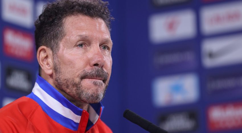 Simeone y un gran elogio para Almeyda, un viejo amigo y futuro rival: «Sevilla juega como era él, con trabajo, compromiso, presión»