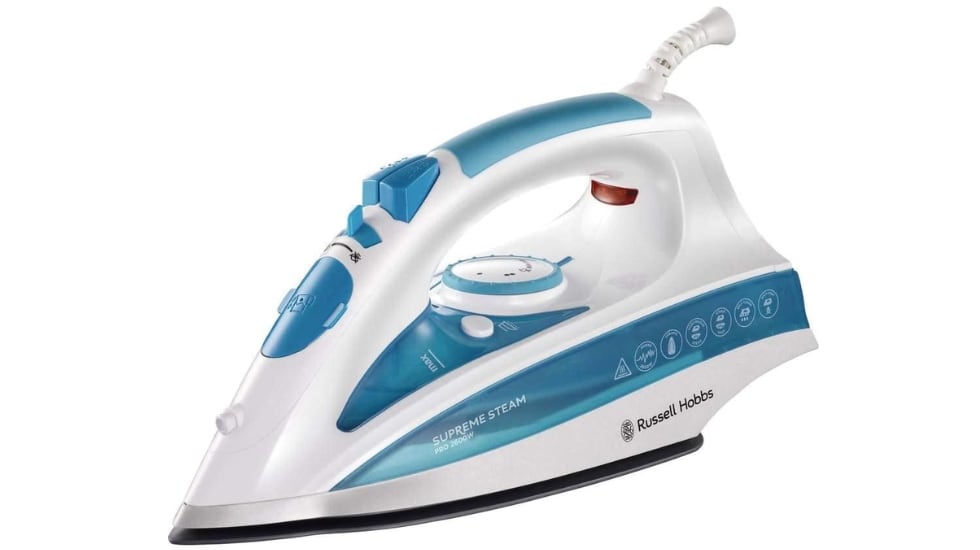 Vista de la plancha de vapor Russell Hobbs con descuento en Amazon.