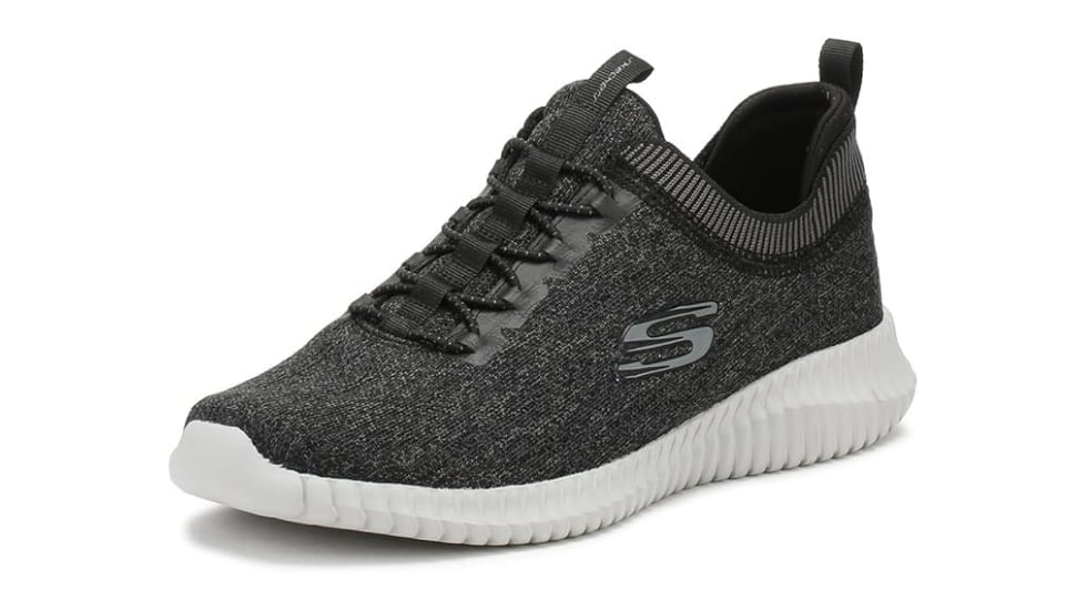 Zapatillas, de Skechers.