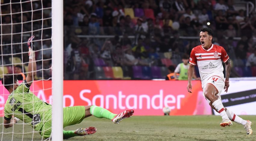 En una semana de tensión, Estudiantes mostró carácter, le ganó a Central Córdoba y se metió en las semifinales del Torneo Clausura