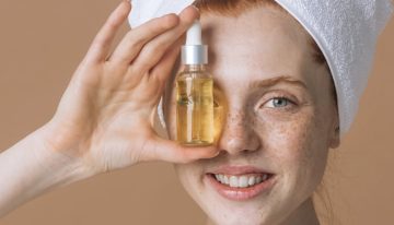 Así es el aceite desmaquillante con centella asiática que limpia, hidrata y trata imperfecciones