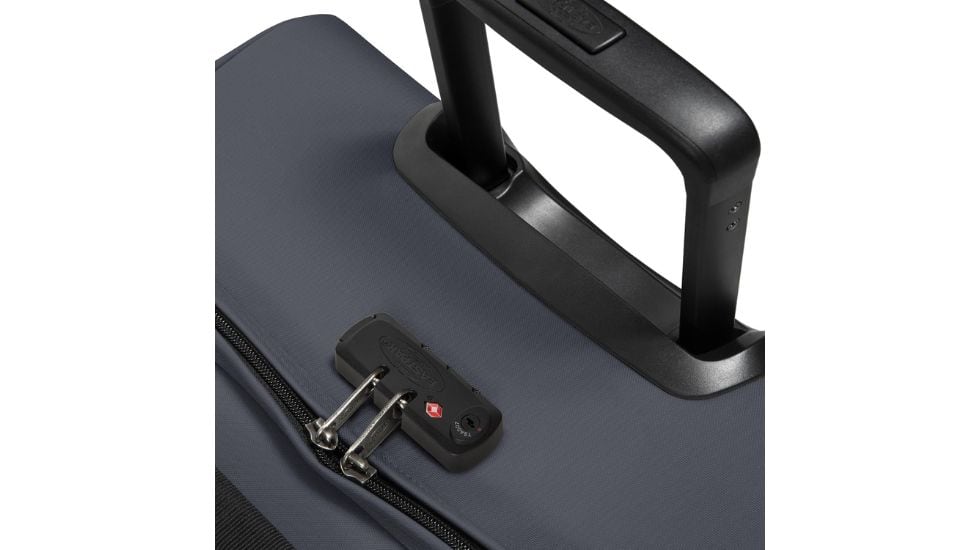 Protege tu equipaje con el candado que tiene incorporado.