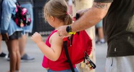 La renta garantizada no logra sacar de la pobreza severa a dos de cada tres familias con hijos que la perciben