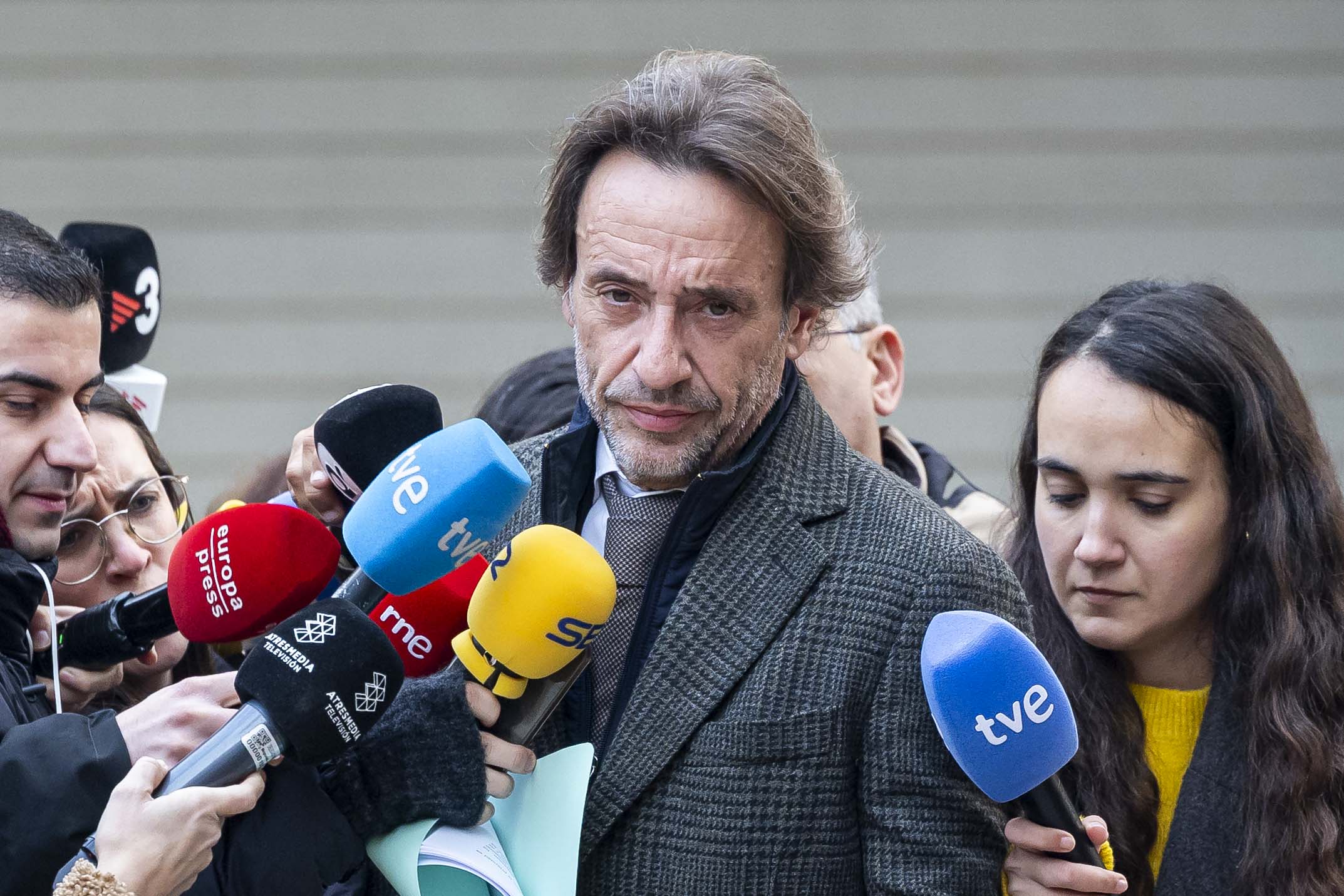 José Manuel Cuenca, exjefe de gabinete de Carlos Mazón, a su entrada al juzgado de Catarroja (Valencia), este viernes, donde declara en la causa de la dana.