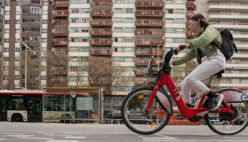 Primera victoria vecinal en el bloque Tarragona, el buque insignia de los pisos turísticos en Barcelona