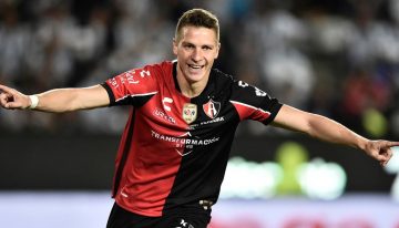 Un histórico goleador del fútbol argentino deja la Liga Profesional para volver a jugar en Deportivo Winifreda, el club de su pueblo de apenas 3.000 habitantes