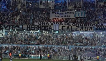 Racing tuvo su banderazo antes del clásico: 20 mil hinchas coparon el Cilindro con cargadas a Independiente