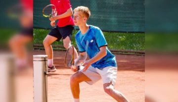 Increíble desenlace en un torneo junior: ganó el partido, revoleó la raqueta para celebrar y lo descalificaron