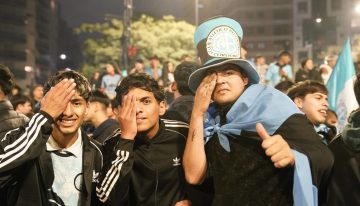Córdoba fue una fiesta celeste: miles de hinchas del Belgrano campeón coparon las calles de la capital provincial
