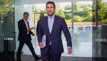 La Junta Electoral del Real Madrid aprueba la candidatura de Enrique Riquelme y el club celebrará elecciones por primera vez en 20 años