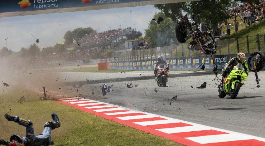 Cómo es el súper traje con airbags que le salvó la vida a Alex Márquez tras su brutal accidente en el MotoGP