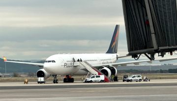 El juez apunta que la supuesta trama intercedió ante autoridades venezolanas para conseguir permisos de vuelo a Plus Ultra