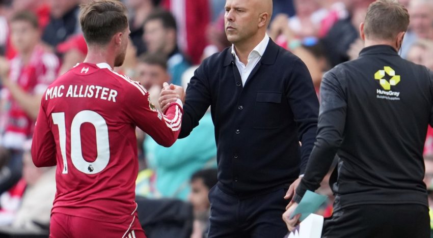 Salah detonó una bomba en el vestuario del Liverpool y Alexis Mac Allister se quedaría sin DT