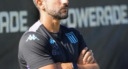 Sigue el escándalo con Rosario Central vs Racing: la Academia despidió a un DT de las inferiores por una expresión violenta contra los arbitrajes