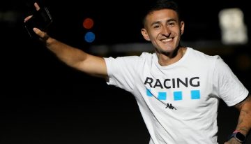Los millones brasileños se llevan a uno de los mejores futbolista de Racing