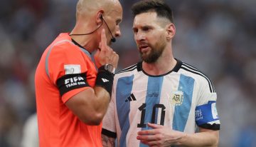 Ya se sabe quién será el árbitro  para el debut de la Selección ene l Mundial: un viejo conocido que trae el mejor recuerdo