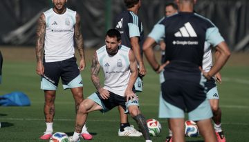 El entrenamiento de la Selección: qué hará Scaloni con Dibu Martínez, Messi y el resto de la rotación para jugar contra Jordania