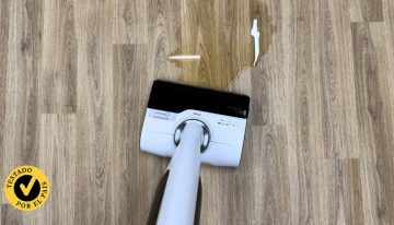La Rowenta X-Clean 12 promete aspirar y fregar al mismo tiempo: la he utilizado durante una semana para comprobar si realmente funciona