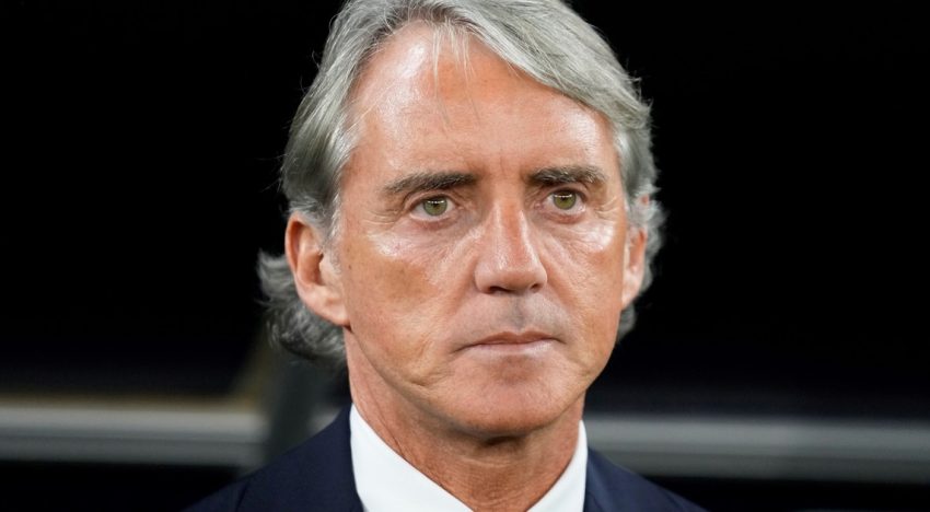 Roberto Mancini fue confirmado como nuevo DT de la Selección de Italia, tras el escándalo del «caso Pirlo» y la renuncia de Maldini