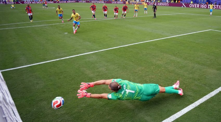 Brasil desperdició un penal y le dio vida a Noruega: ¿estuvo bien cobrado el penal para el equipo de Ancelotti?