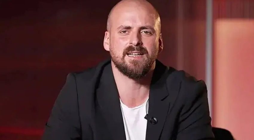 Detienen a un periodista turco por difundir información errónea sobre el mercado de pases