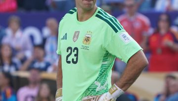 El mercado mueve a Dibu Martínez: Juventus insiste por él y Aston Villa ya encontró a su posible reemplazante