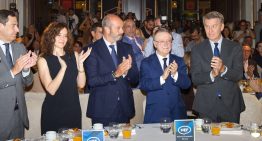 Última hora de la entrada de inmigrantes a Ceuta, en directo | Vivas insiste en que Marruecos está detrás de la crisis y denuncia que Ceuta “no tiene margen temporal para seguir aguantando”