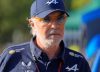 Escándalo en la F1: Flavio Briatore explotó tras el fallo contra Alpine y denunció que uno de los jueces recibió «dos o tres coches» de McLaren