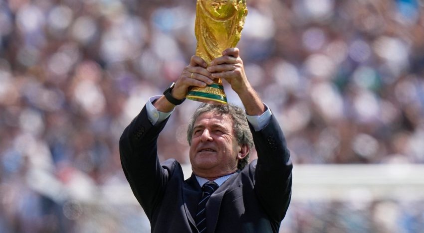 «Llevaste la camiseta como nadie»: la emoción de Mario Kempes tras la despedida de Messi de la Selección