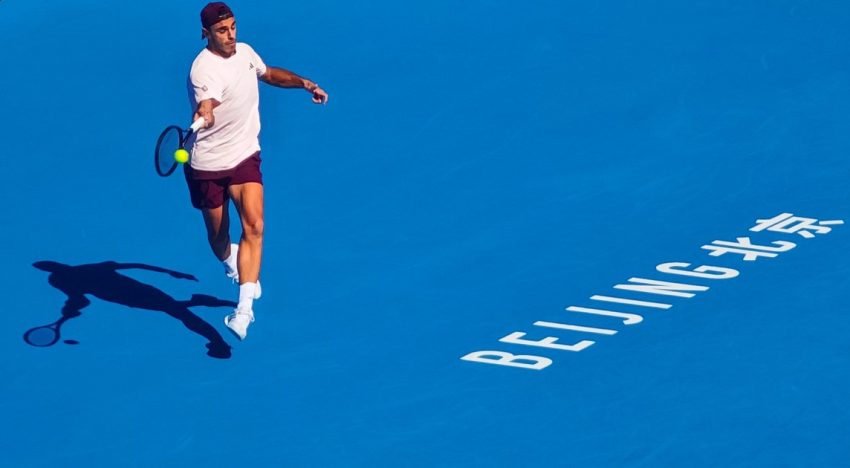Francisco Cerúndolo dio otro golpe en el ATP 500 de Pekín: venció a Mensik y ahora va por Medvedev