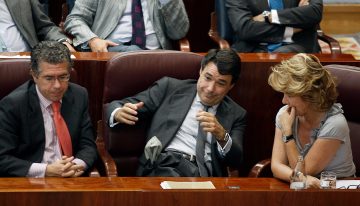 El expresidente madrileño Ignacio González se sienta en el banquillo por corrupción en plena precampaña