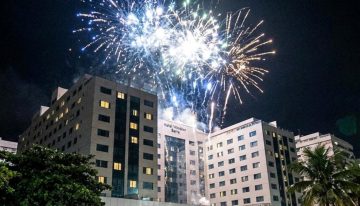 La historia de siempre: los hinchas de Vasco detonaron bombas de estruendo en el hotel de Boca durante la madrugada