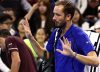 Medvedev descalificado en Beijing: de Djokovic a Nalbandian, los antecedentes más recordados del tenis