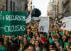 Alto seguimiento, cánticos contra Ayuso y cargas en la primera jornada de huelga del profesorado en Madrid