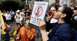 Colombianos protestan de forma masiva contra el Gobierno de Petro