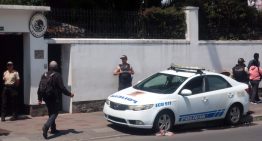 Presentan denuncia contra Noboa por irrupción en Embajada de México