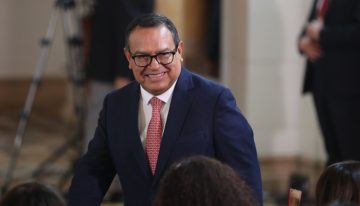 Procuraduría de Perú pide investigar ex primer ministro de Boluarte