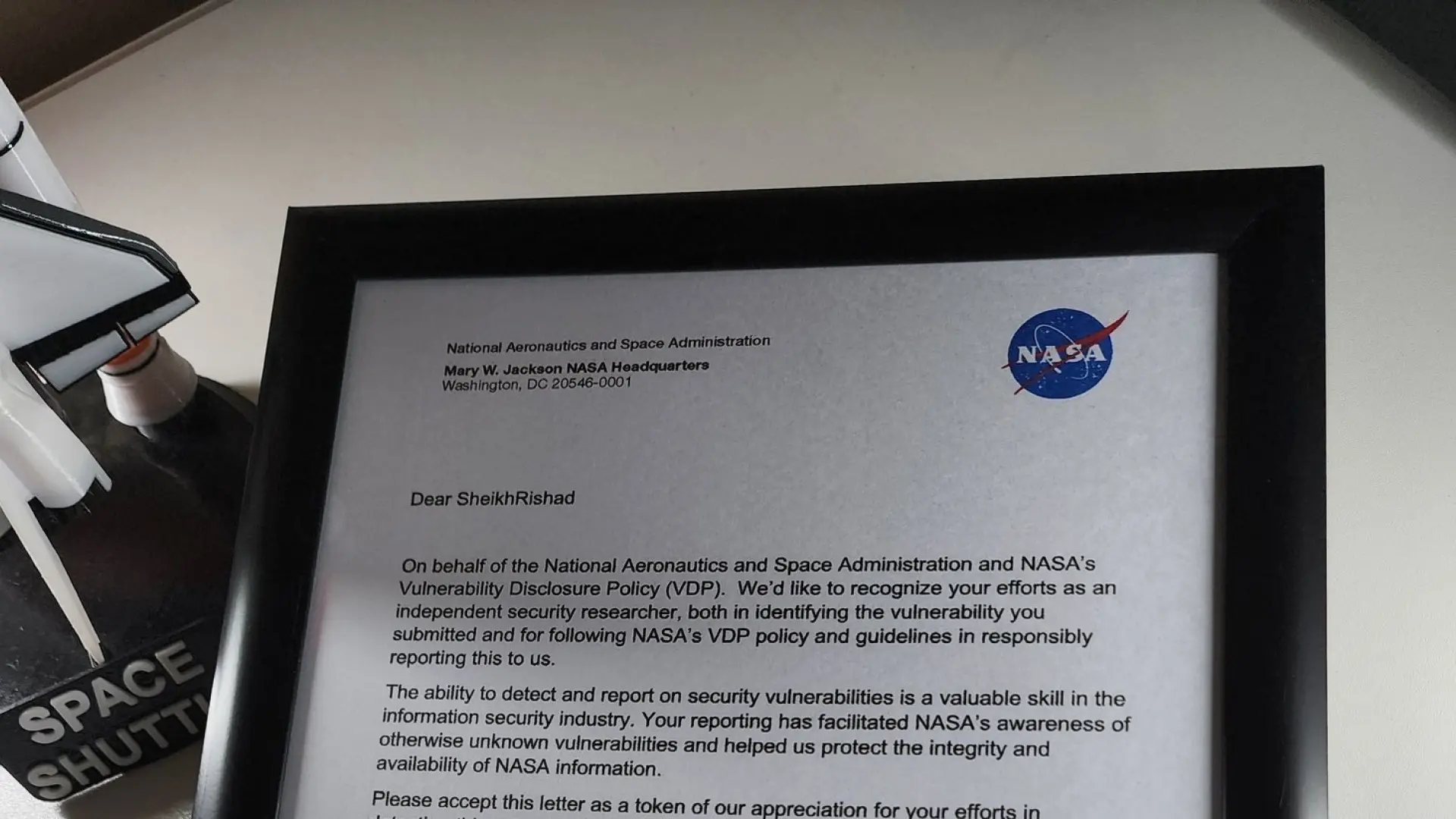 Un pirata informático logra 'hackear' a la NASA y la agencia le da las gracias por escrito