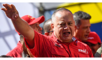Diosdado prohíbe visita de expresidentes: «Aquí no vengan a joder»