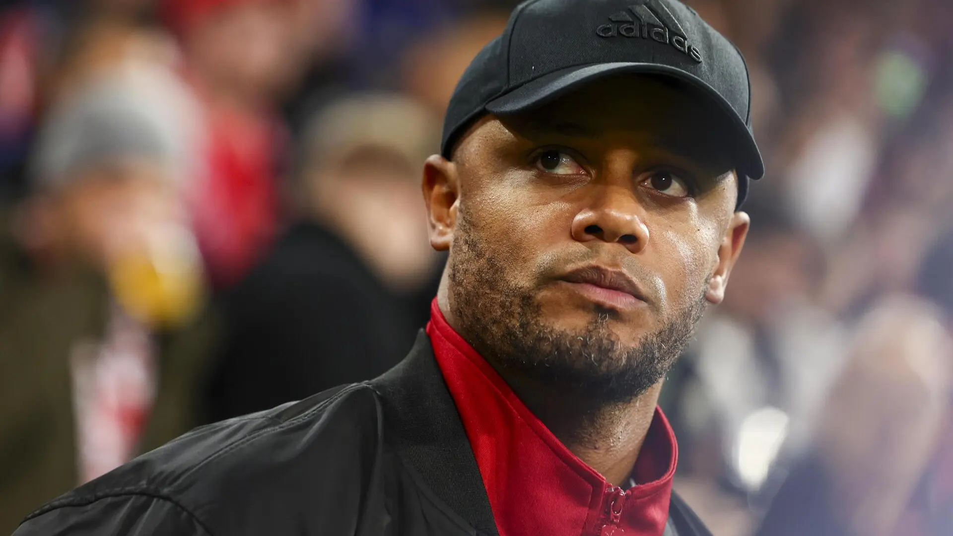 La aplaudida lección de vida de Kompany, entrenador del Bayern: "¿Vas a dejar de creer en ti por lo que dicen los demás?"