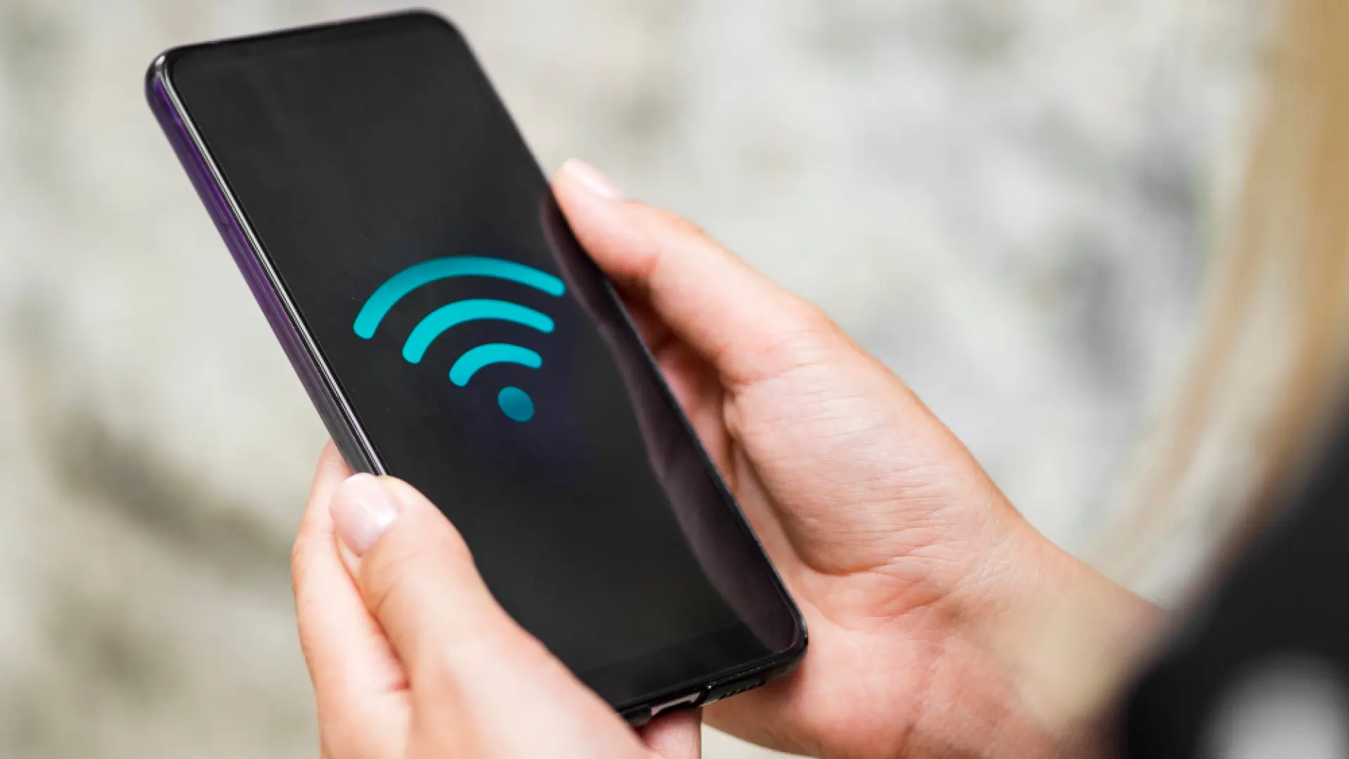 Así puedes echar a los intrusos que se hayan conectado a tu red WiFi sin permiso