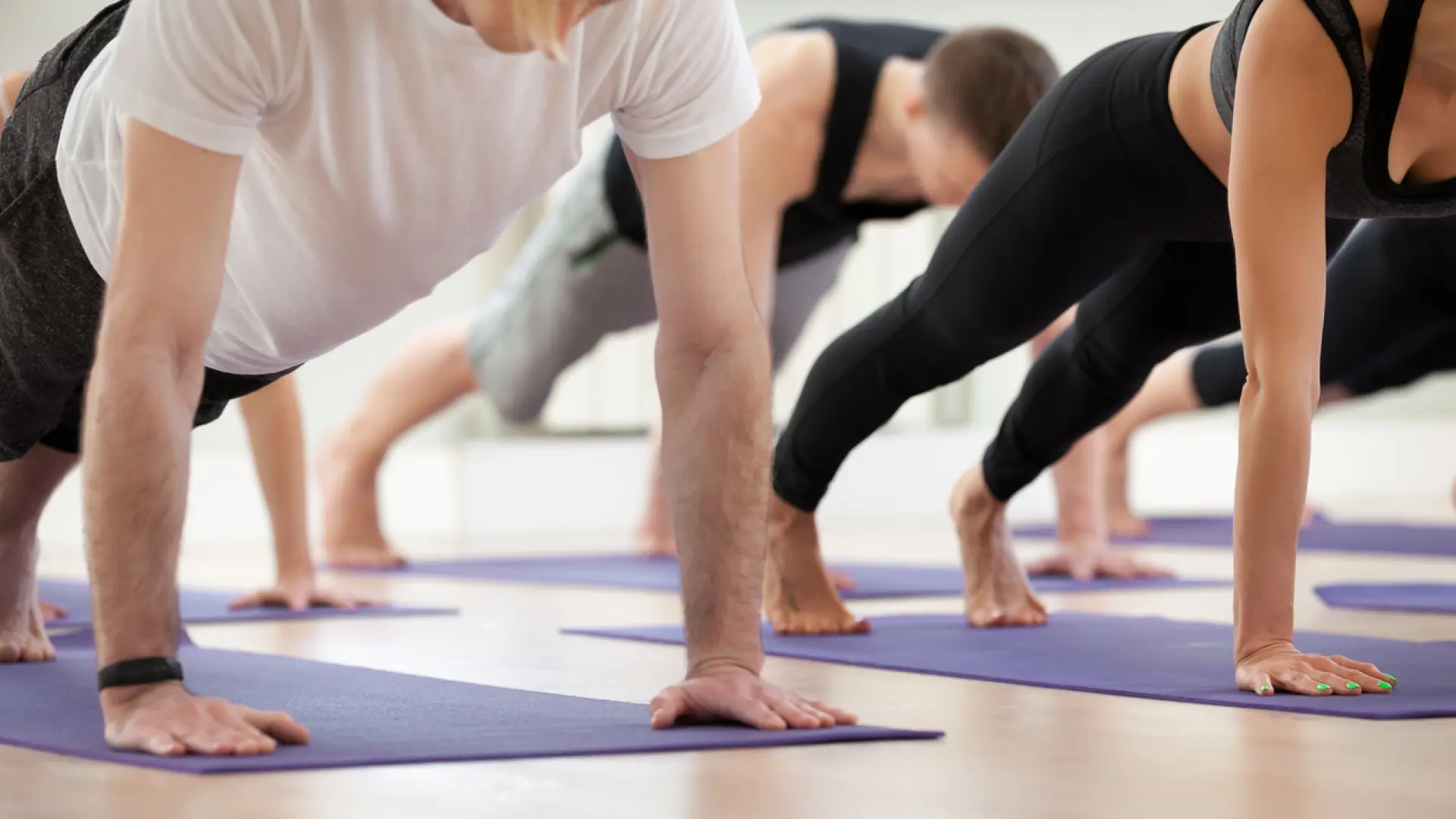 Los diez ejercicios sencillos para fortalecer el pecho y aumentar la masa muscular